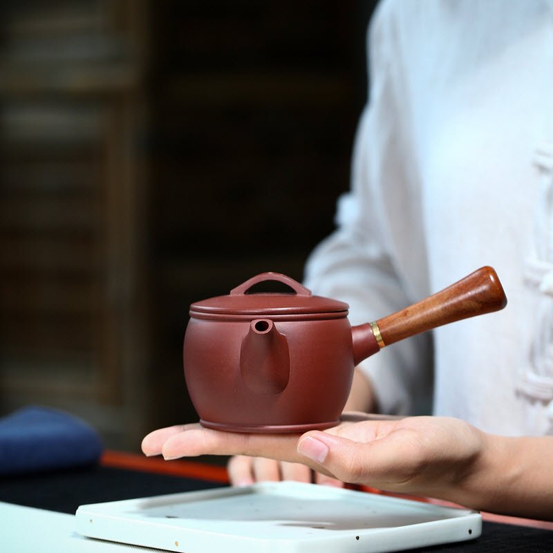 Ấm Trà Tử Sa Đại Hồng Bào Dáng Đường Vũ cao cấp cánh tay dài cong