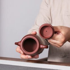 Ấm Tử Sa Tử Nê Dáng Hán Đạc kiểu nắp ấm vừa vặn