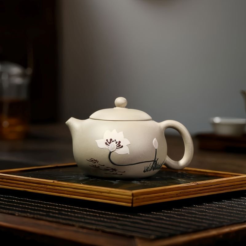 Ấm Tử Sa Bạch Nê Diệu Liên Hoa TT021 Dáng Tây Thi