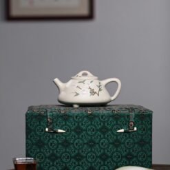 Ấm tử Thạch Biều nguyên khoáng Bạch Nê TB028 dung tích 250ml