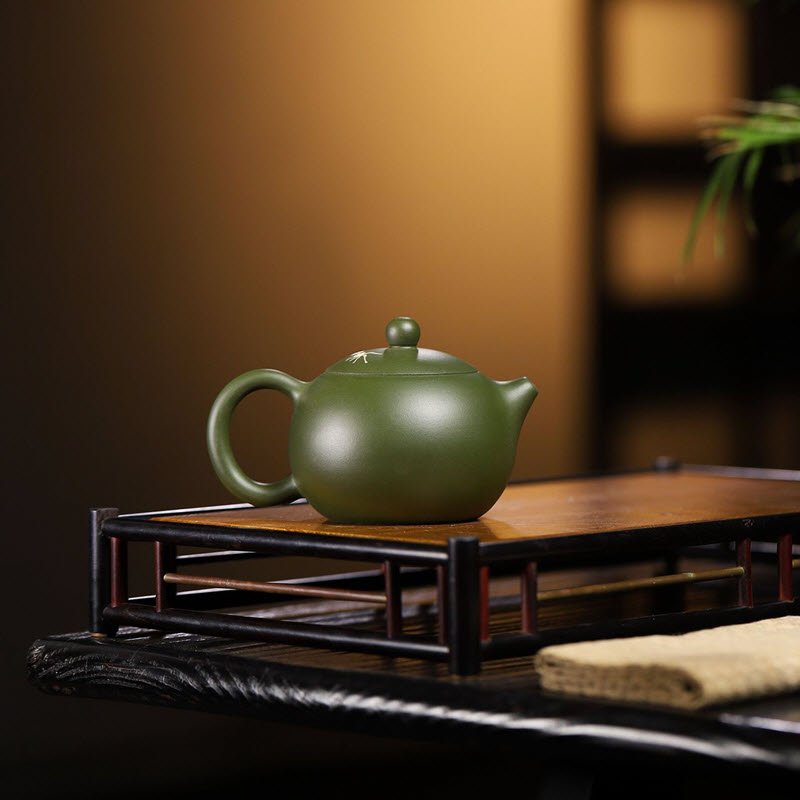 Ấm Tử Sa Lục Nê Dáng Tây Thi Hoa Mận Trắng TT009 thanh cao