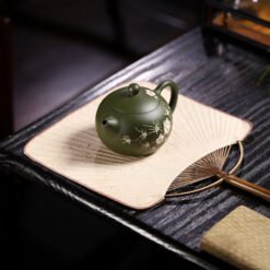 Ấm Tử Sa Lục Nê Dáng Tây Thi Hoa Mận Trắng TT009 thanh cao