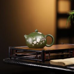 Ấm Tử Sa Lục Nê Dáng Tây Thi Hoa Mận Trắng TT009 thanh cao